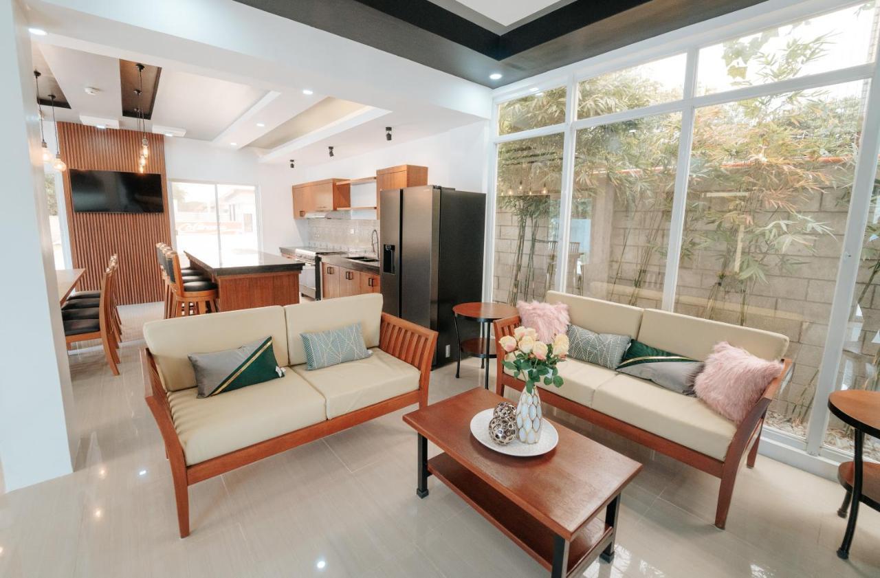 Jjphr Hotel San Antonio Lubao Экстерьер фото